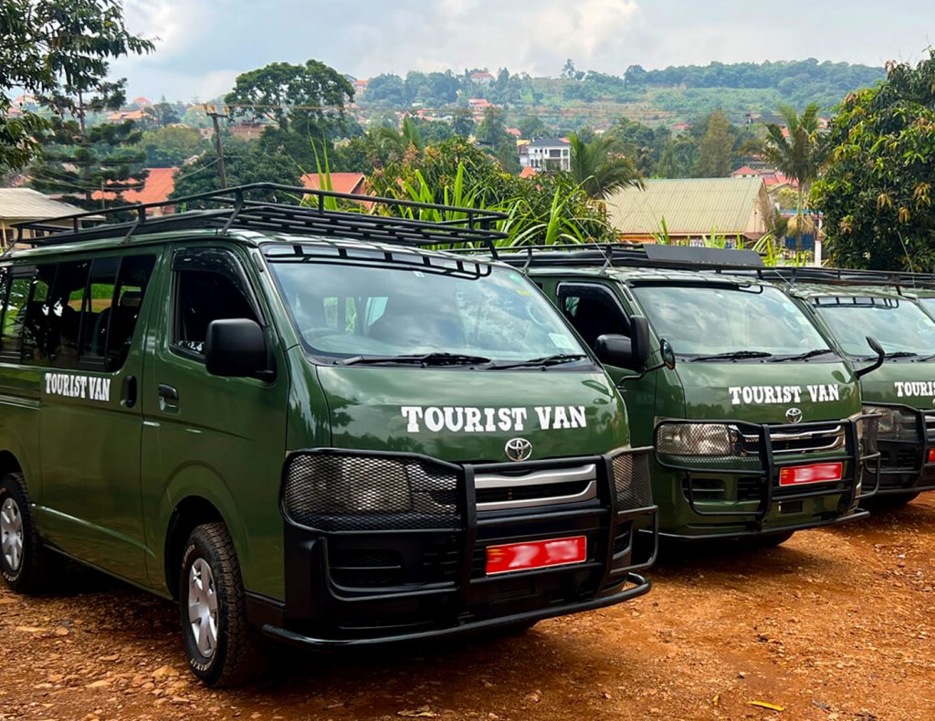 safari-van-safari-drone-car-for-rent