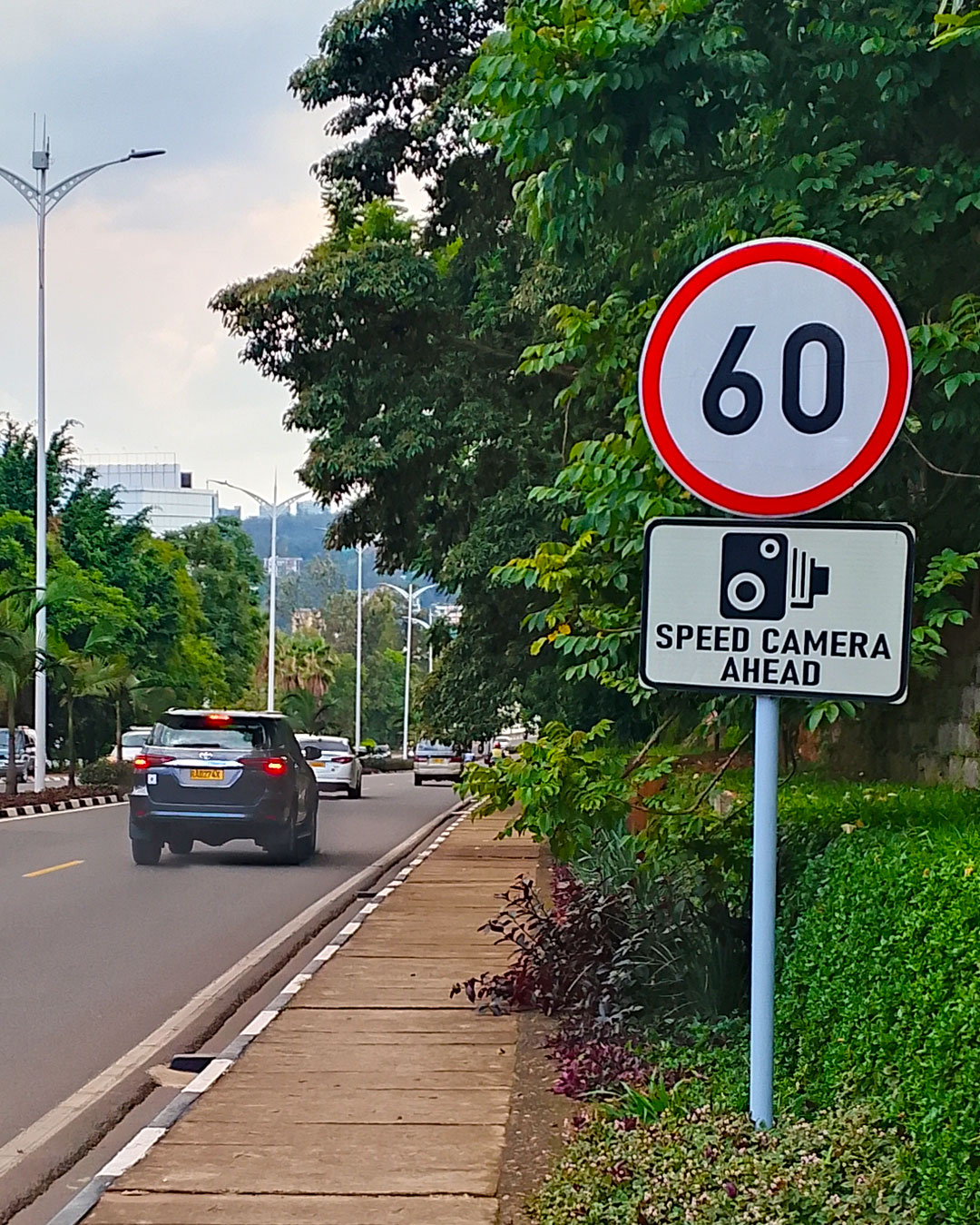 why-book-a-cheap-car-with-car-rental-in-rwanda